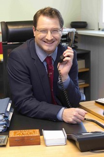 Fachanwalt für Erbrecht  Telefonische Rechtsberatung durch Dr. Buerstedde